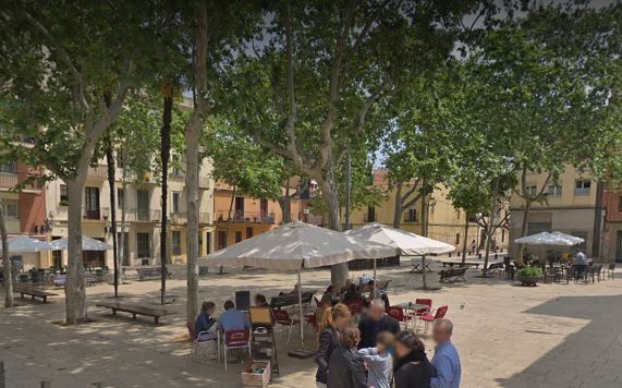 La Bacardina en la Plaza Bacardí de Horta, Barcelona