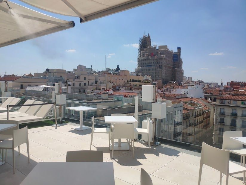 La terraza del Oscar Room Mate rooftop Madrid