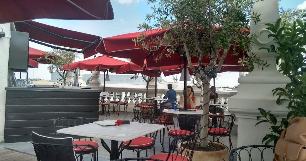 La Terraza The Principal